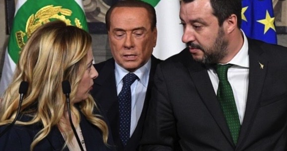 Berlusconi perseguitato in Italia anche dopo la morte mentre il mondo racconta le gesta di un grande uomo, tranne l’Ucraina