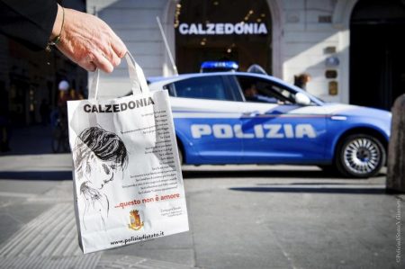 Staatspolizei und Calzedonia gemeinsam gegen Gewalt gegen Frauen