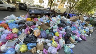 النفايات: مشكلة النفايات تعود إلى روما