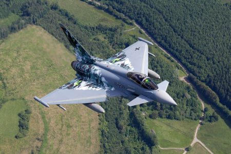 Leonardo: contratti per 260 milioni di euro per il radar E-scan dei velivoli Eurofighter Typhoon tedeschi e spagnoli