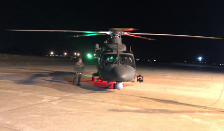 ایروناٹکس: ایئر ریسکیو ہیلی کاپٹر رات کے وقت باربیرینو ڈیل موگیلو کے علاقے میں ایک زخمی خاتون کی بازیابی کے لیے مداخلت کرتا ہے۔