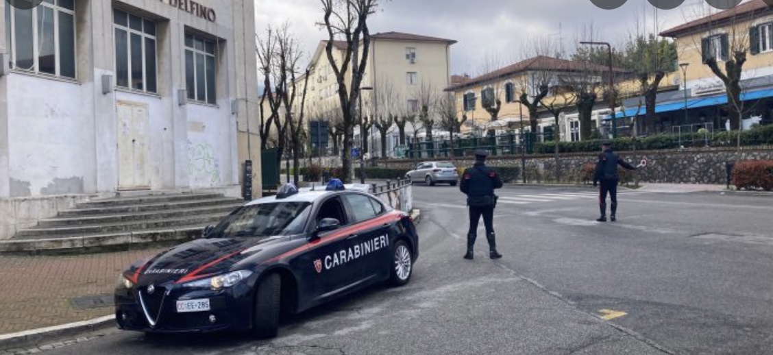 L'attention des carabiniers Colleferro est élevée dans les zones "movida". Un lieu fermé, plusieurs signalés