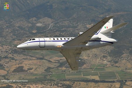 Neonato trasportato d’urgenza con un velivolo dell’Aeronautica Militare da Cagliari a Roma