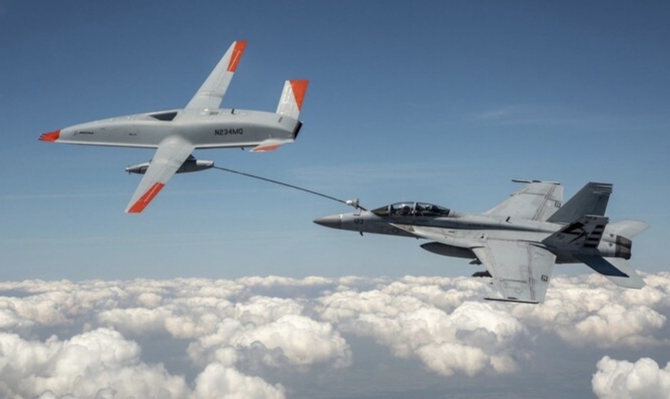 Drone da rifonimento aereo? Esiste e lo produce la Boeing. L’F-35 aumenterà così la sua capacità offensiva