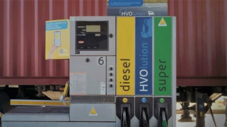 Eni Sustainable Mobility: il biocarburante 100% da materie prime rinnovabili arriva nelle stazioni di servizio