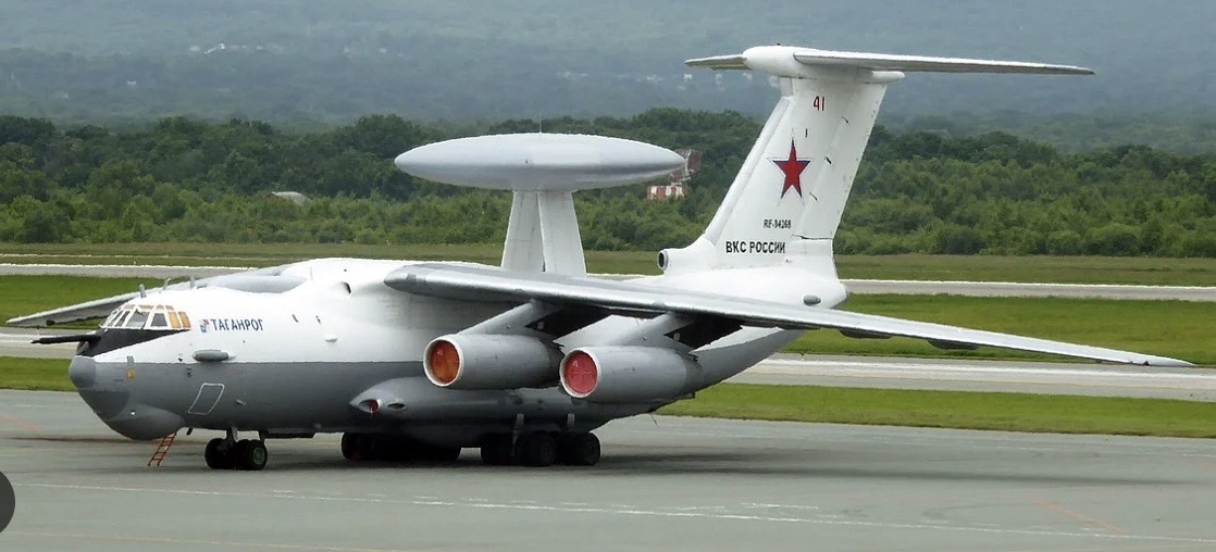 Beyaz Rusya'da Rus uçağını insansız hava araçları vurdu