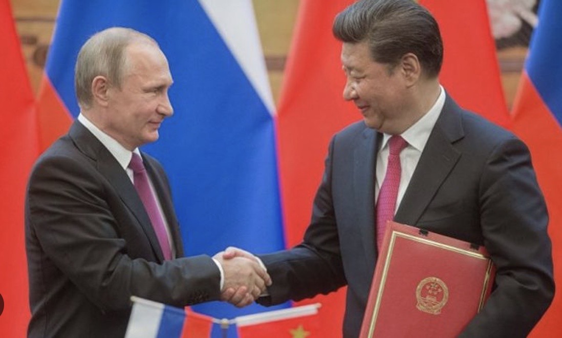 Scacco matto all’Occidente? La Cina si insinua tra Russia, Africa e America Latina