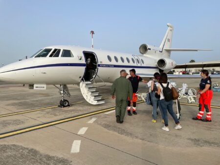 Aeronautica Militare: trasporto sanitario urgente da Cagliari a Ciampino con velivolo F50 del 31° Stormo