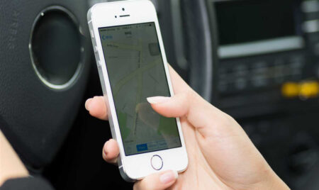 پلیس راهنمایی و رانندگی و انس: نقطه جدید کمپین «فقط رانندگی کنید» علیه استفاده از تلفن همراه و حواس‌پرتی‌های رانندگی