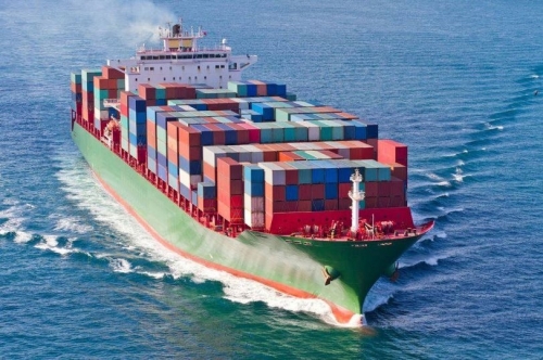 Združenia vlastníkov lodí a Eni spoločne s cieľom dekarbonizovať námorný sektor