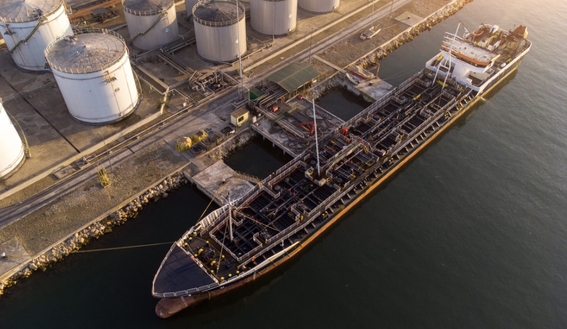 Противоречия: Москва использует греческие танкеры для транспортировки своей нефти в Азию и финансирования войны