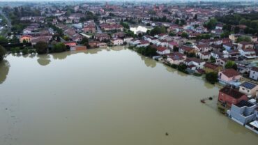 الفيضانات في إميليا رومانيا