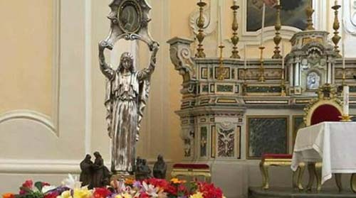 Ruba reliquia di San Francesco di Assisi, arrestato dalla Polizia di Stato pregiudicato Lametino