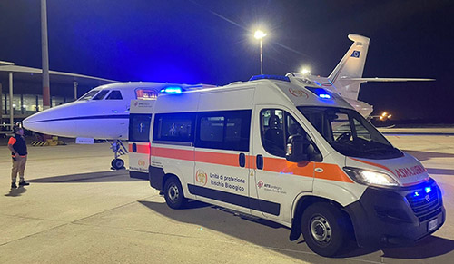 Aeronautics: life-saving flight from Olbia to Rome for a one-month-old baby