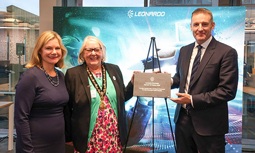 Leonardo inaugurates the new Defense Technology Research center in Newcastle
