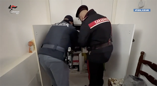 Polícia Estadual - Carabinieri - prisão dos irmãos Luppino