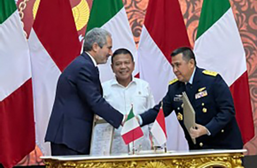 फिनकैंटिएरी: इंडोनेशिया को दो पीपीए की आपूर्ति के लिए अनुबंध पर हस्ताक्षर किए गए