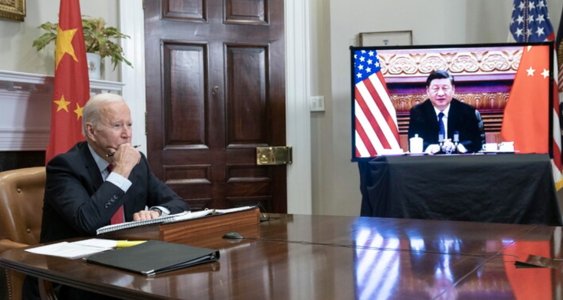 Podczas rozmowy telefonicznej Xi i Biden omawiają Tajwan, sankcje i chińską pomoc dla rosyjskiego przemysłu